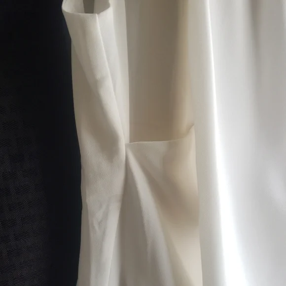 Cabi Wraparound Top Sleeveless White Size 8 - Picture 8 of 12